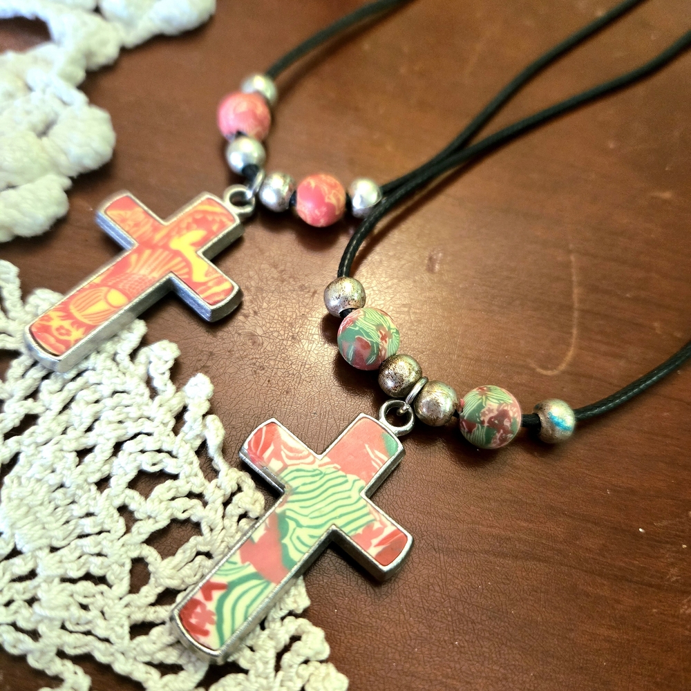 Kids Cross Pendant Necklace Set with Pink/Green And Yellow/Red Pattern